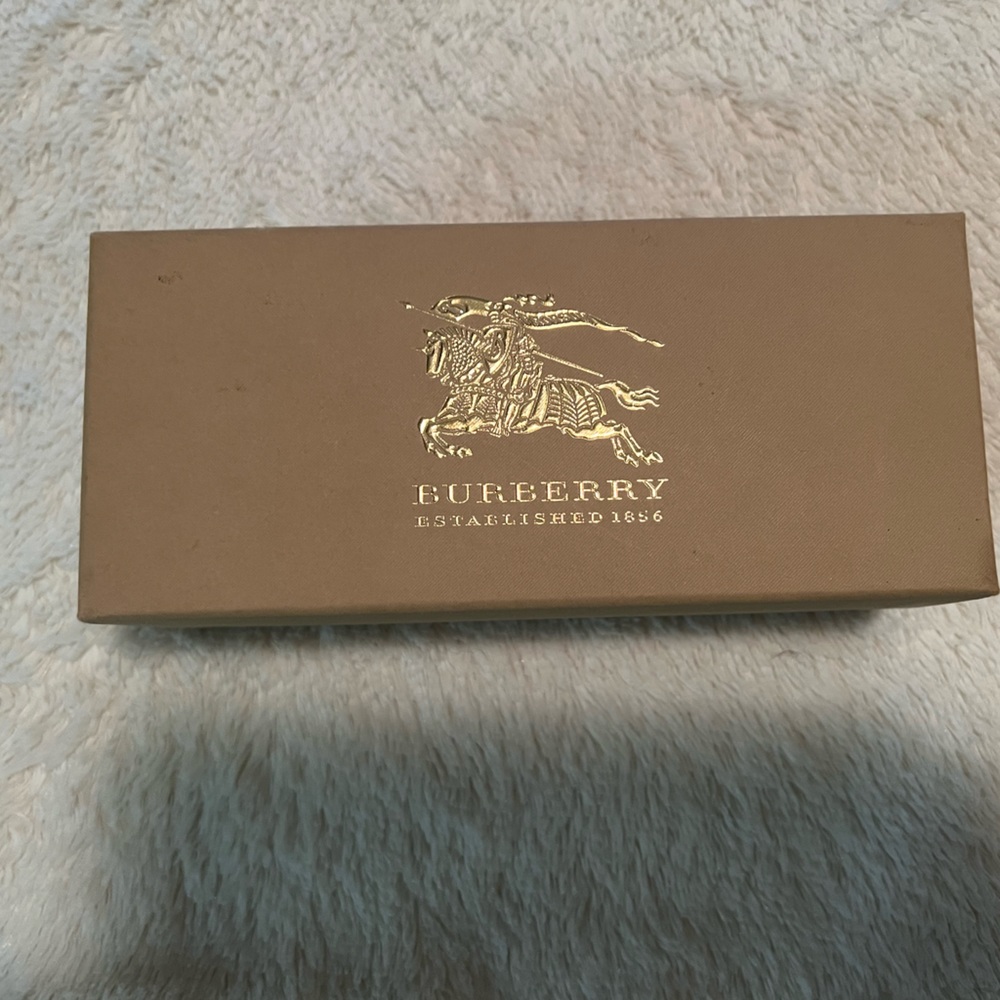 Burberry Sunglass Box